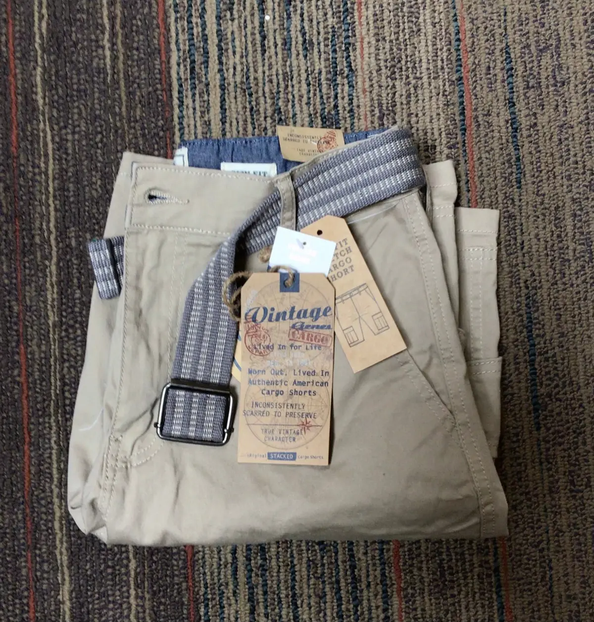 Worn Out Lived In Authentic American Cargo Shorts - Slim Fit - W28 1