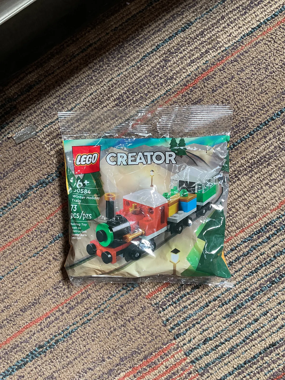 Lego Creator Winter Holiday Train ￼ 1