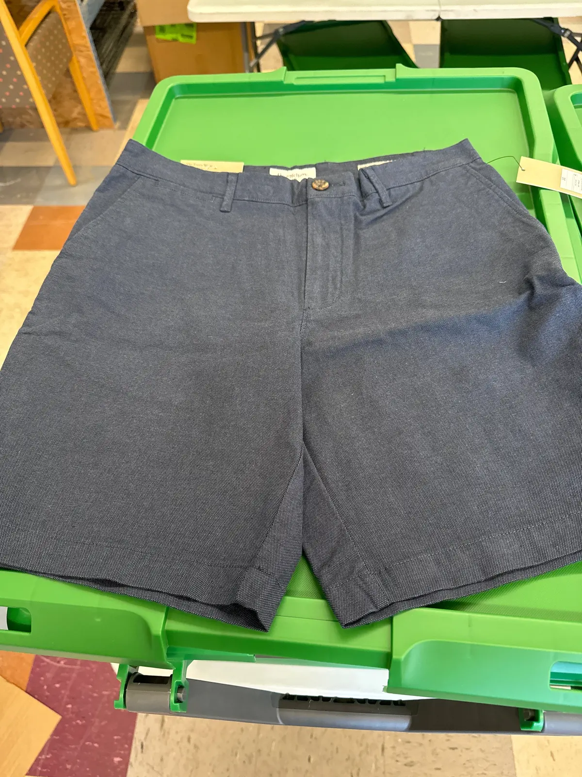 Mens 9.0” Inseam Flat-Front Shorts-30 1