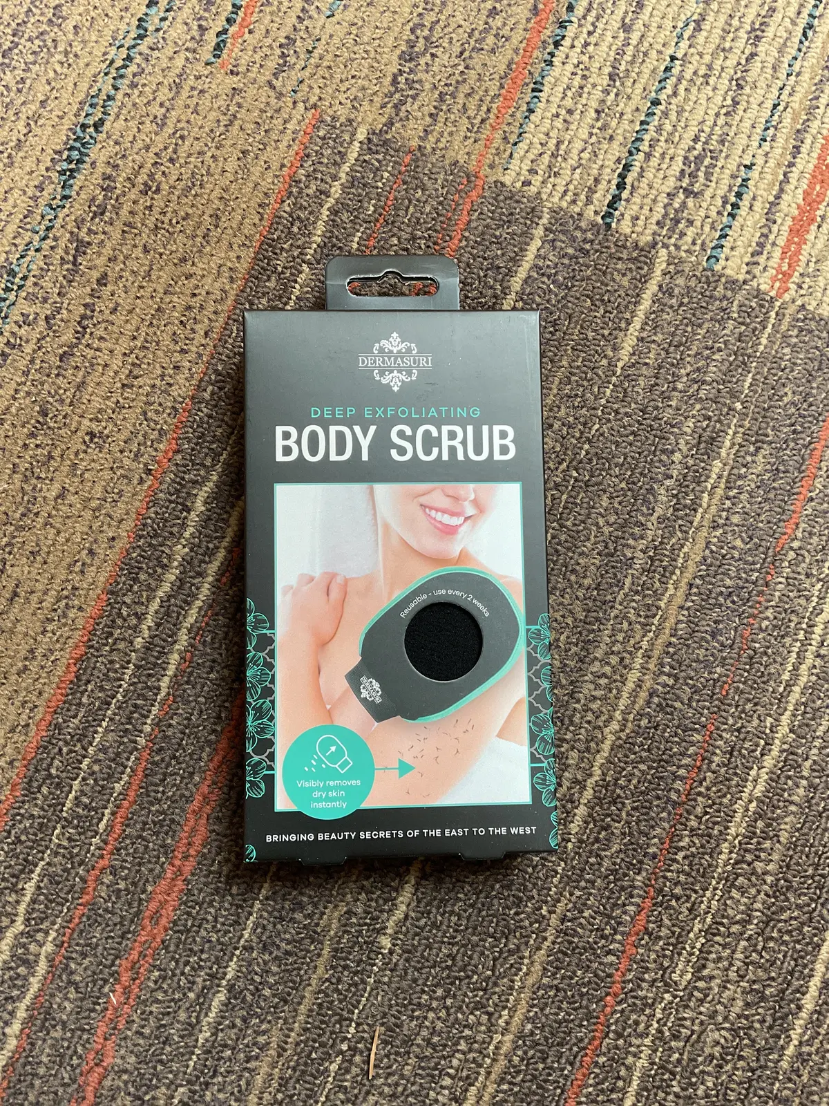 Dermasuri Exfoliating Body Scrub Glove Scrubber - 1Ct 1