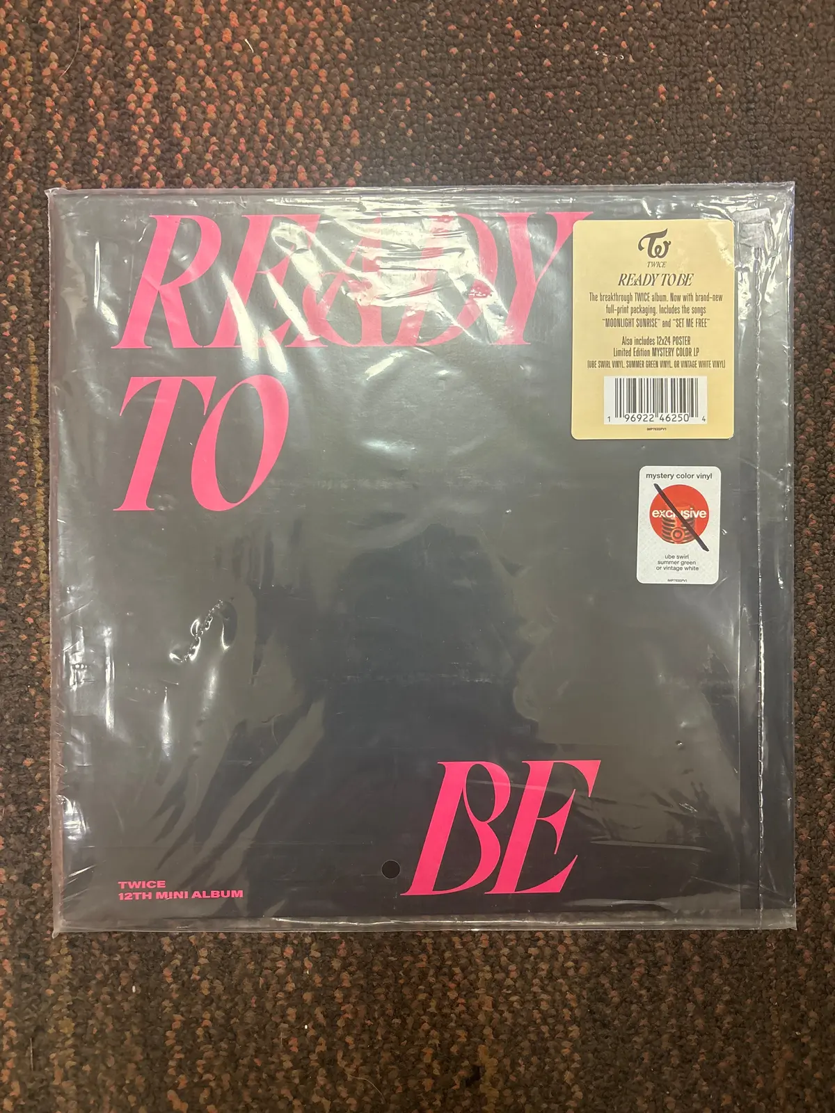 Twice - Ready To Be (Second Pressing)
(Mystery Color Vinyl) Sealed 1