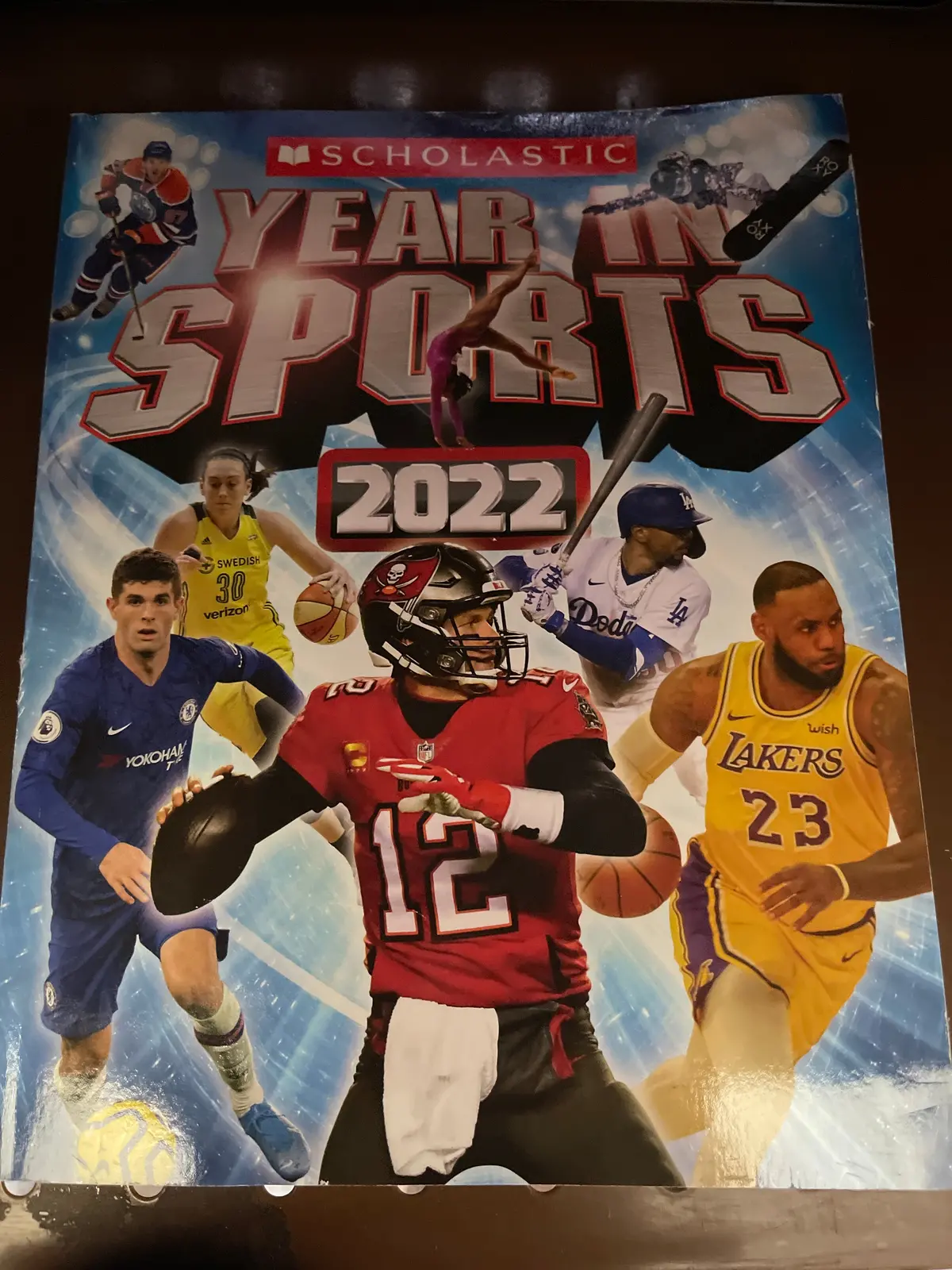 Scholastic Year In Sports - By James Buckley
Jr (Paperback) 1