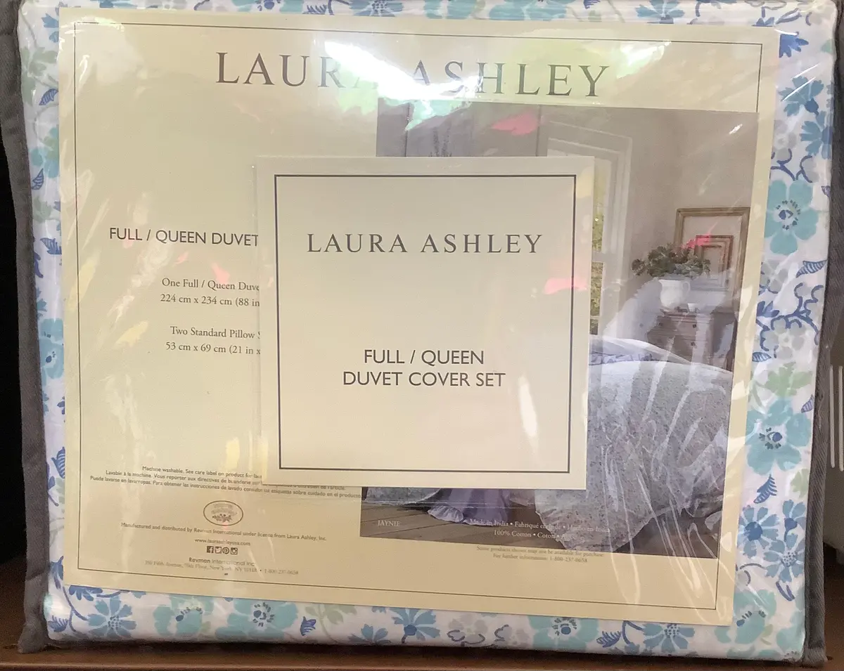 Full/Queen Jaynie Stonewashed Reversible Duvet Cover &
Sham Set Blue - Laura Ashley 1