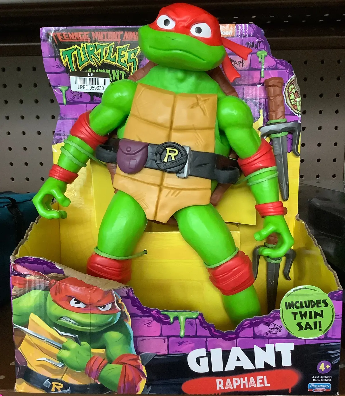 Teenage Mutant Ninja Turtles: Mutant Mayhem Giant Raphael
Action Figure 2