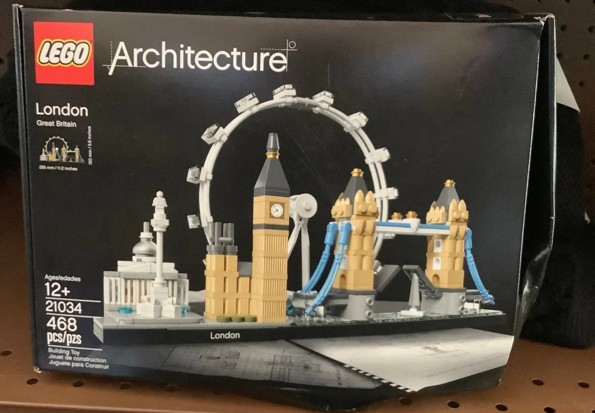Lego Architecture London Skyline Building Set 1