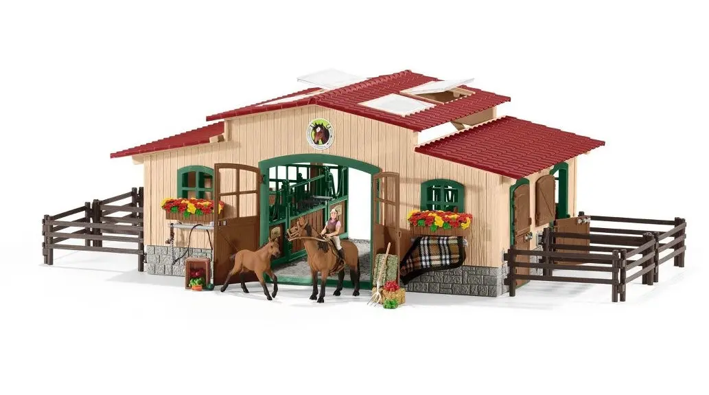 Schleich Stable With Horses And Accessories 1