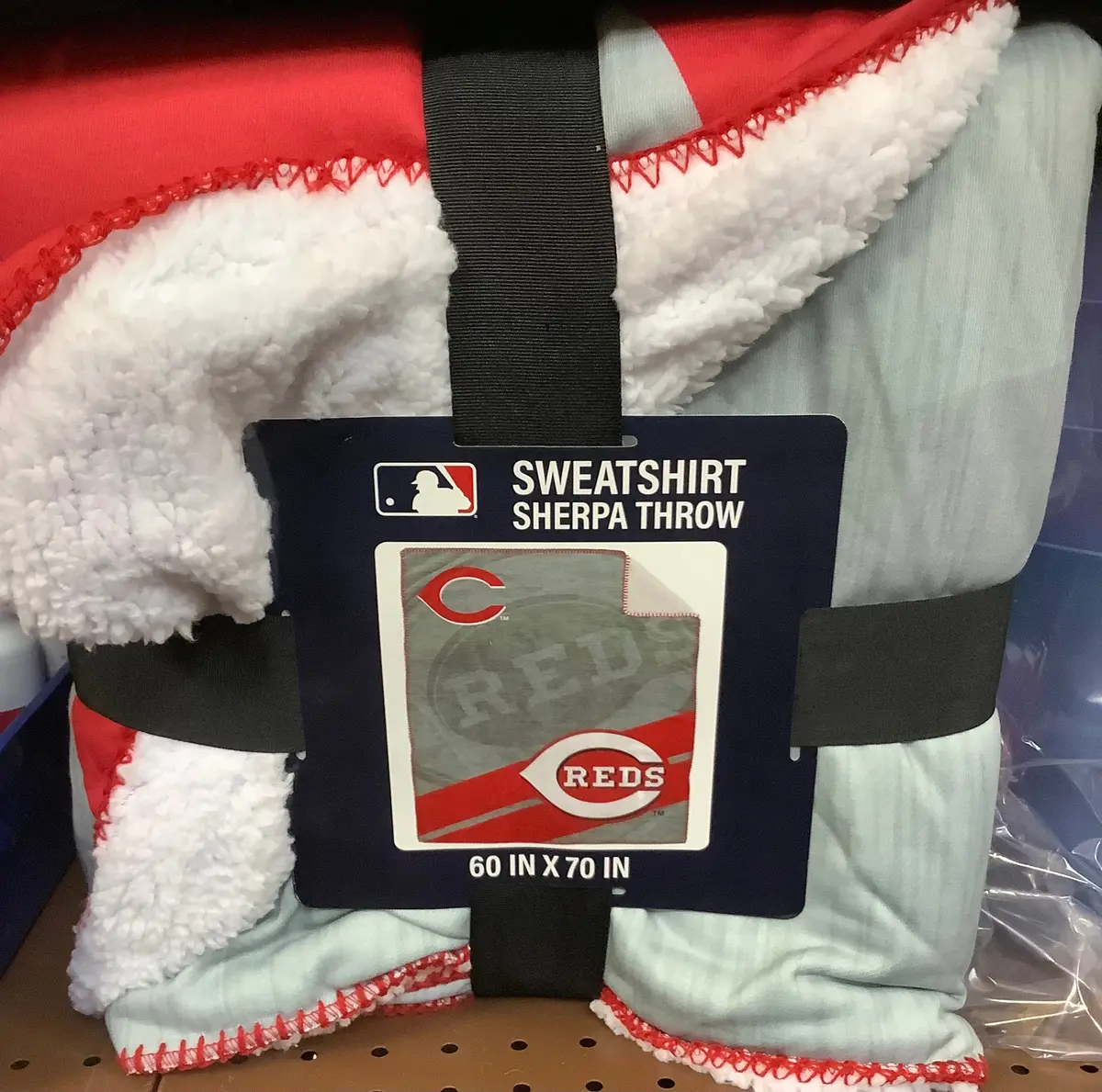 Sweatshirt Sherpa Throw 1