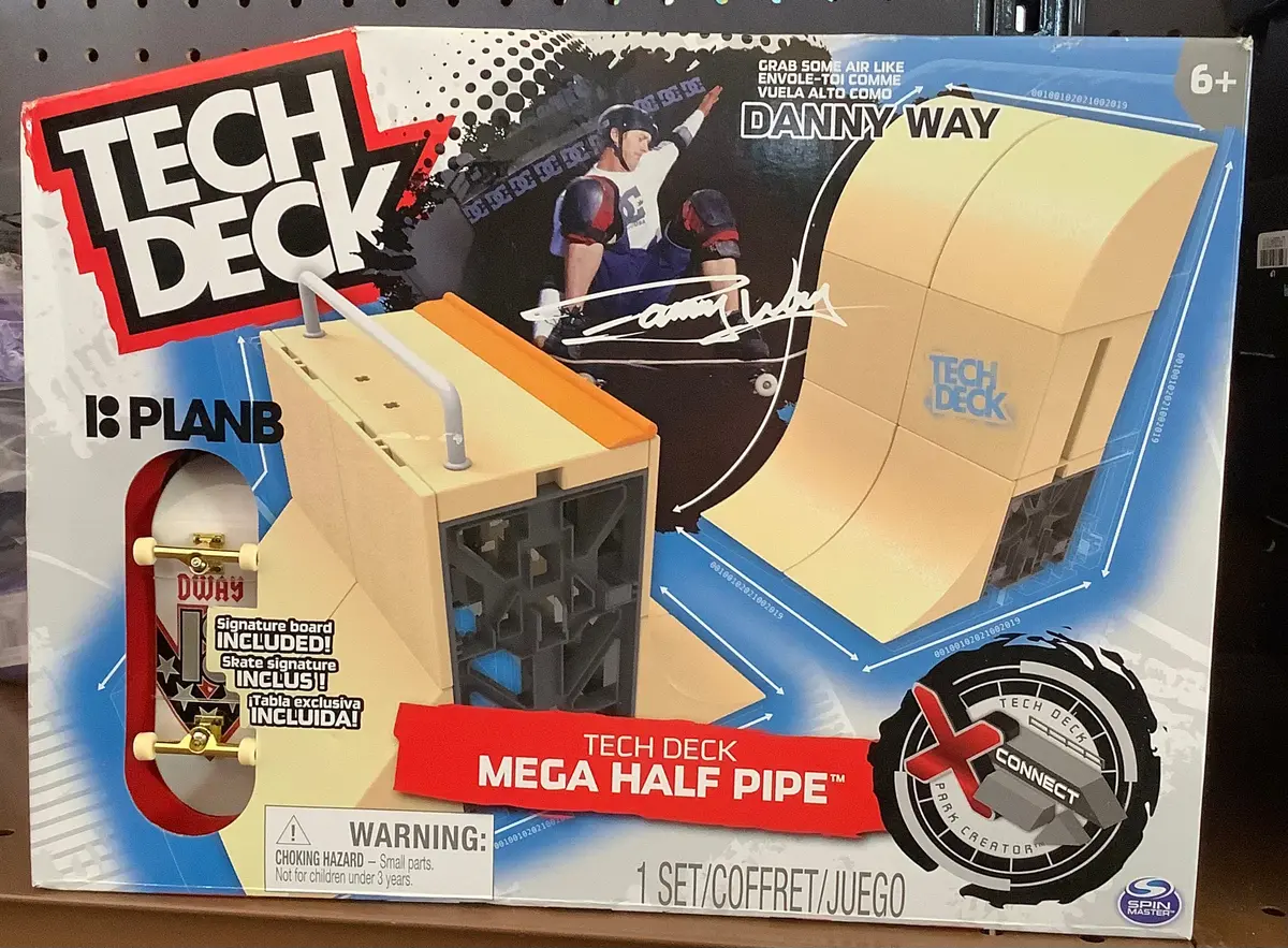 Tech Deck Danny Way Mega Half Pipe 1