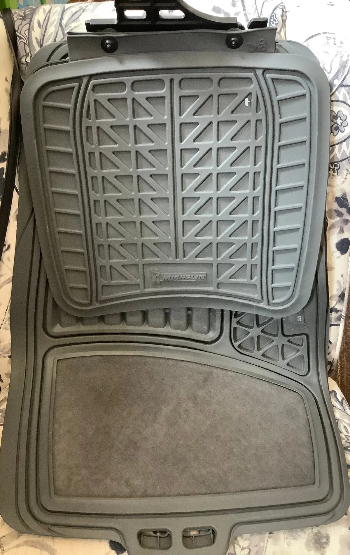 Michelin Universal Fit Mat Set - 4Pc Gray 1