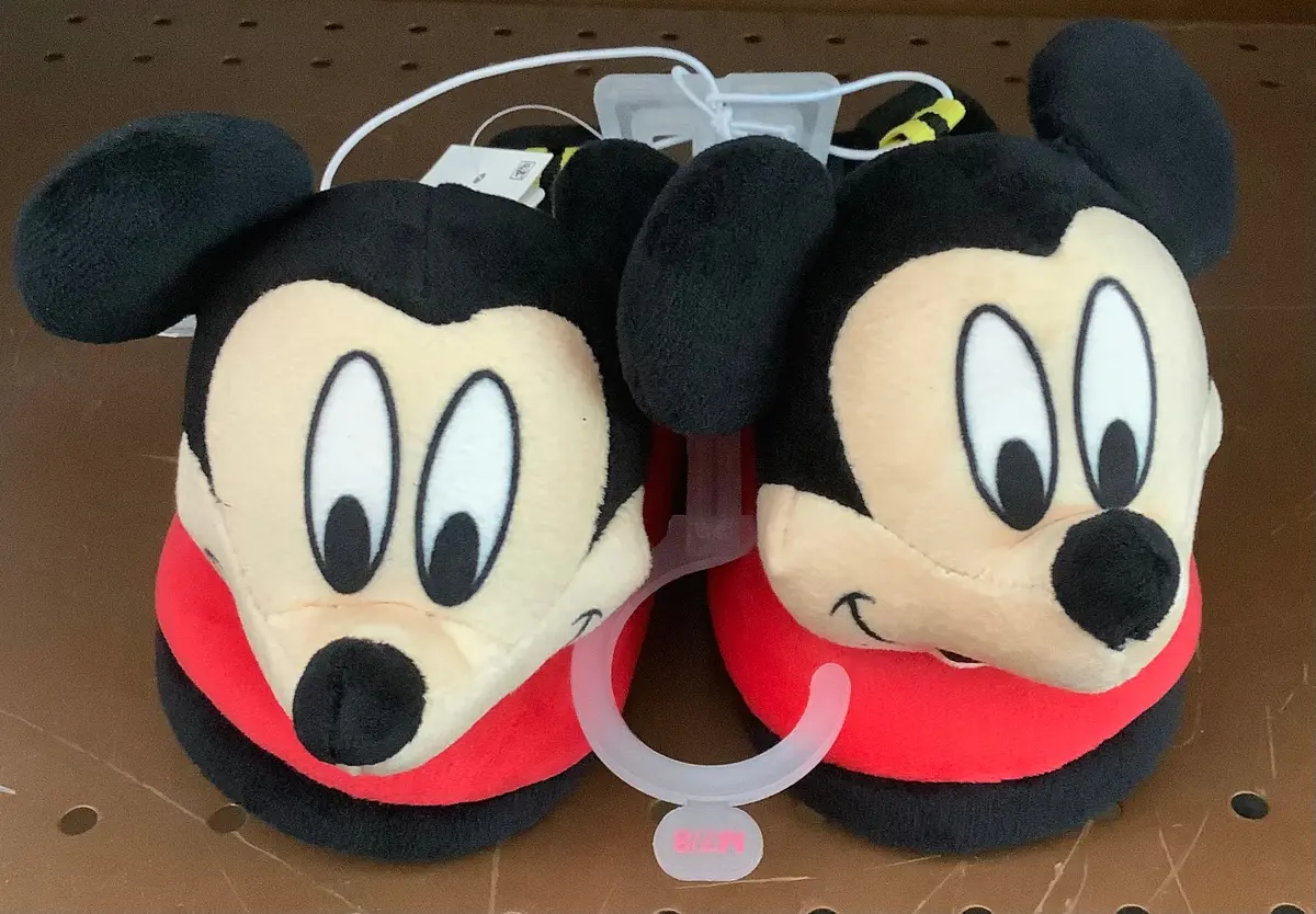 Mickey Mouse Slippers. Toddler Size Medium 7/8 1