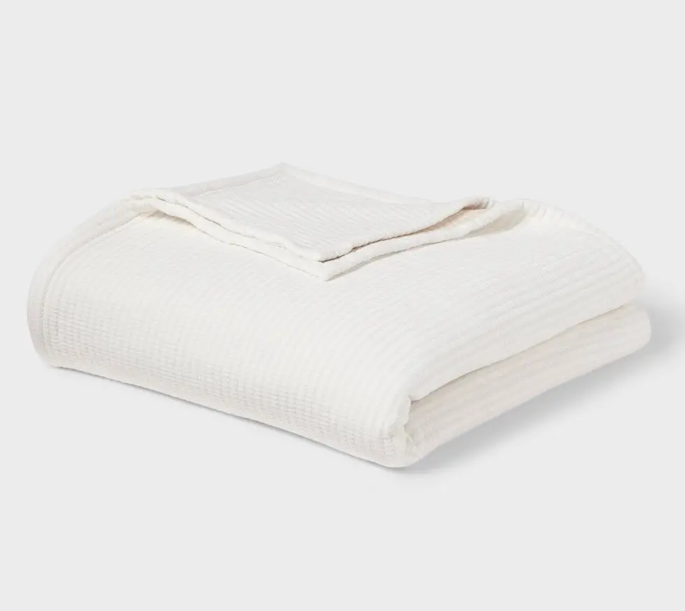 King Matelassé Bed Blanket Ivory 1