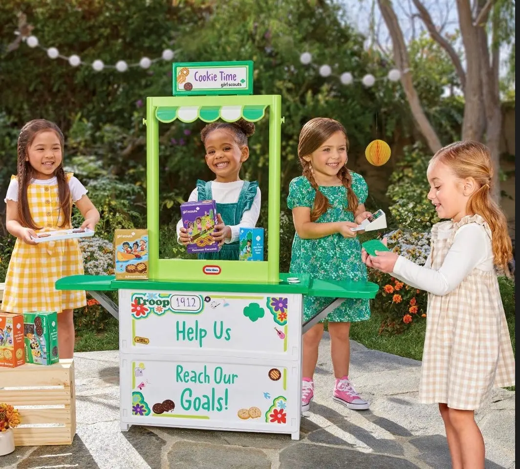 Little Tikes Girl Scout Cookie Booth - 20Pc 1