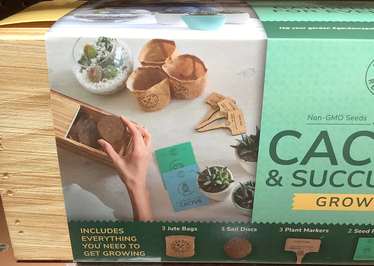 Garden Republic Cactus And Succulent Starter Kit 1