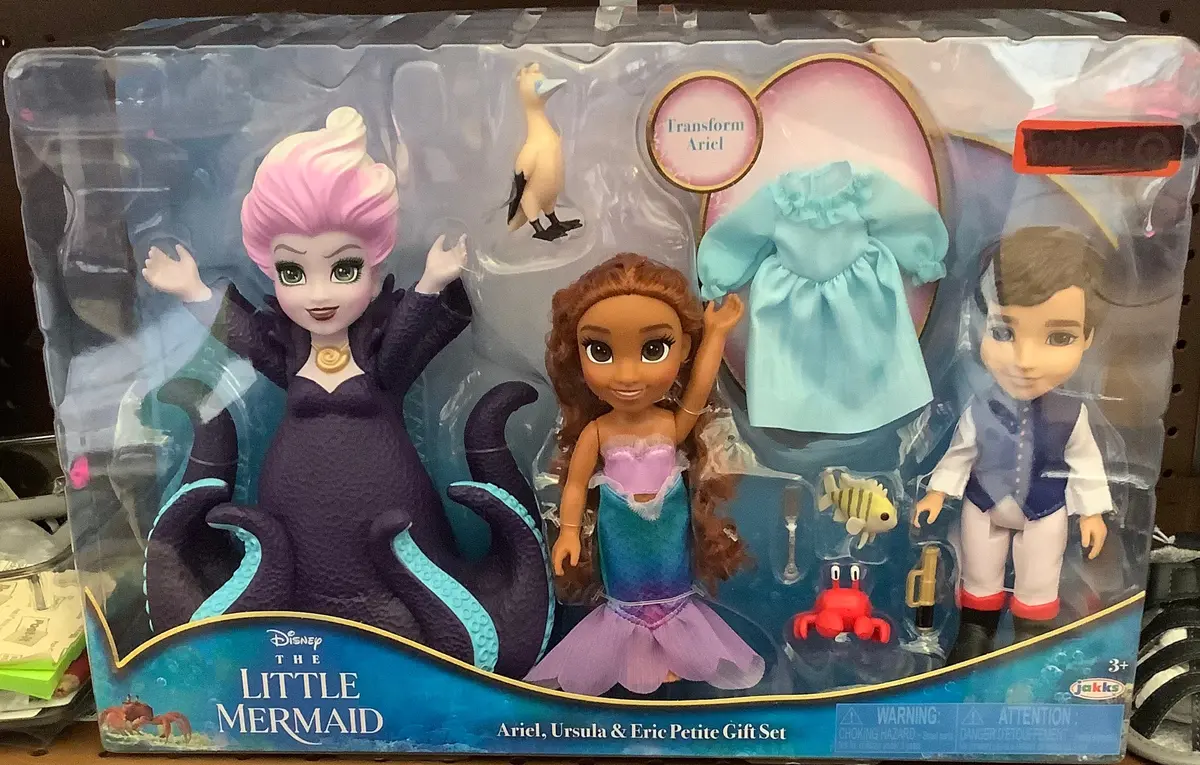 Disney The Little Mermaid Ariel Ursula & Eric 6" Petite Doll
Gift Set 1