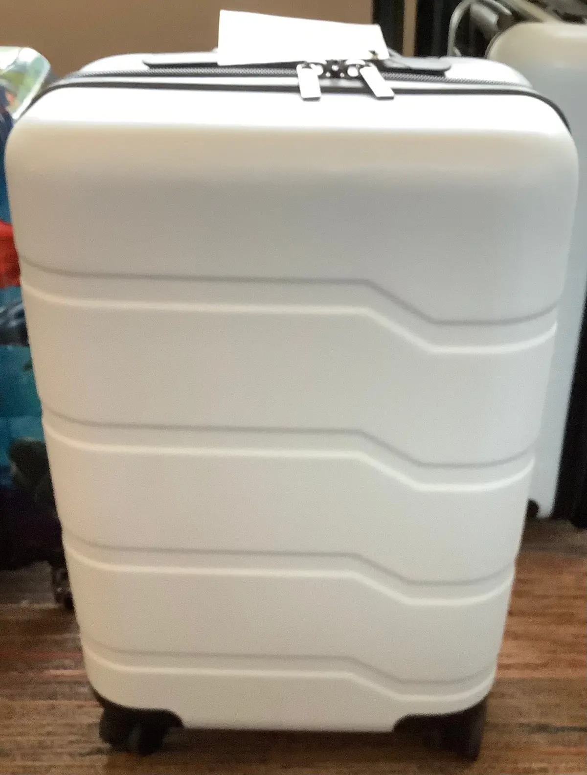 Hardside Checked Suitcase 1