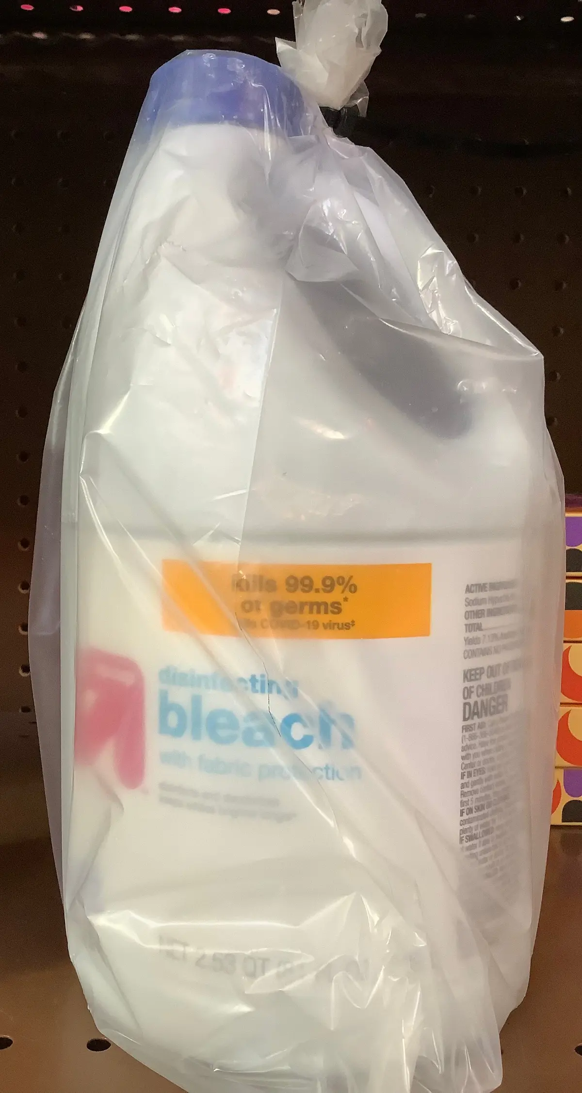 Epa Regular Bleach With Fabric Protection - 81 Fl Oz 1