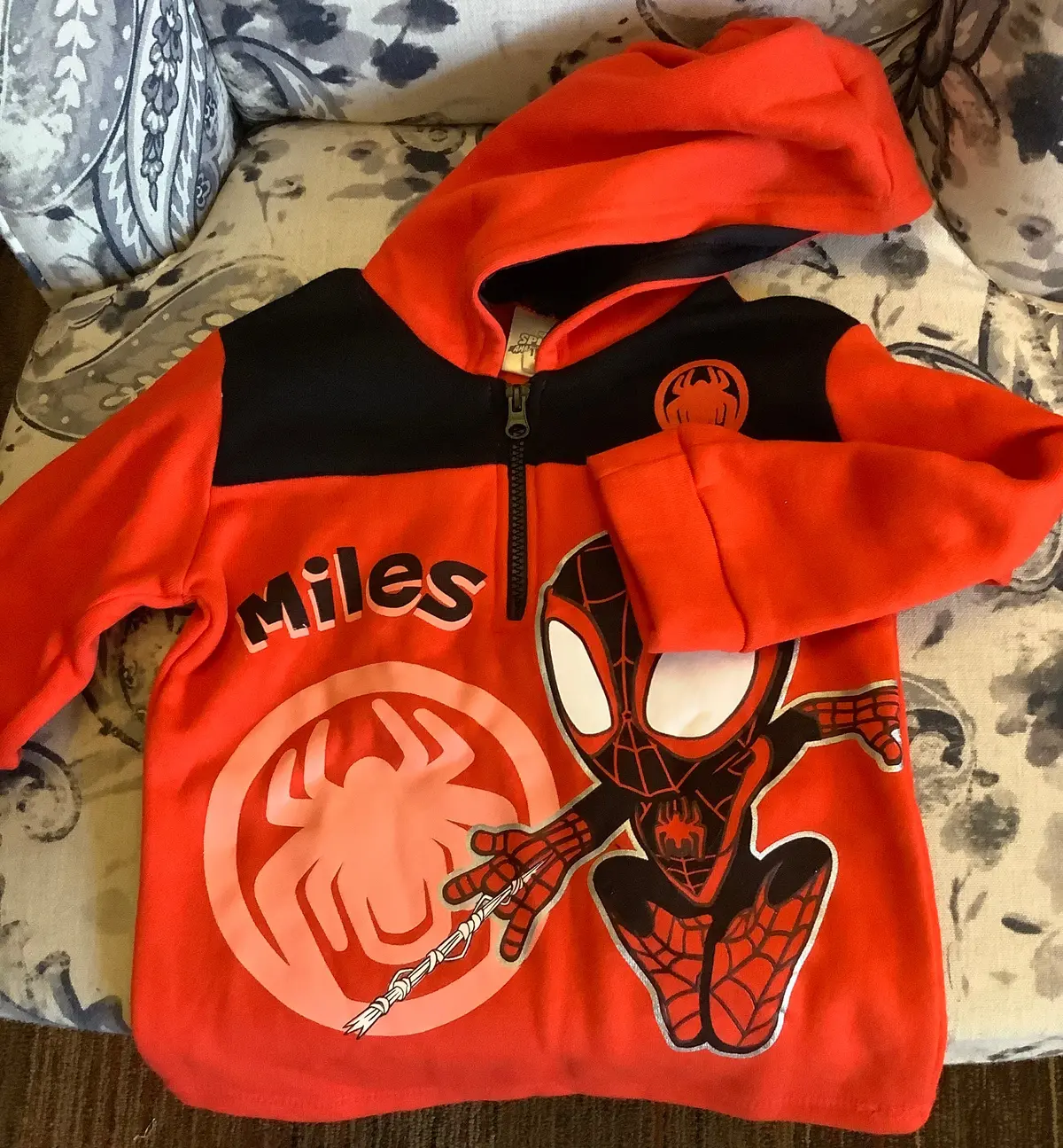 Kids Spider-Man Boys Size 4T Sweater 1