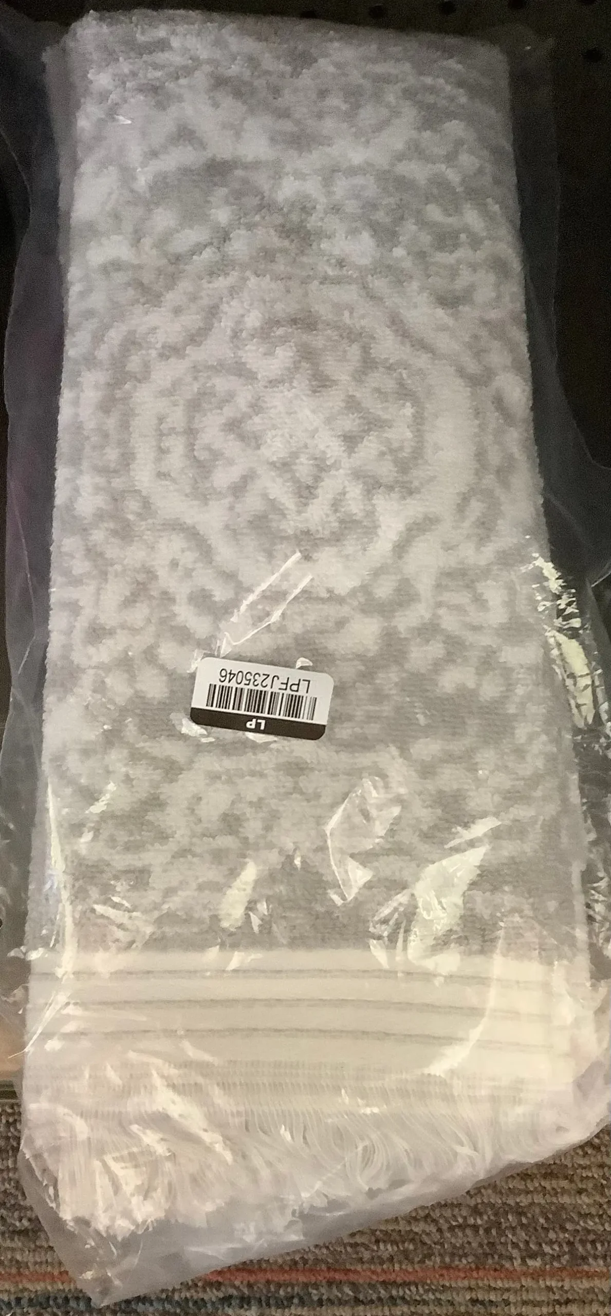 2Pc Carrick Medallion Hand Towel Set Gray 1