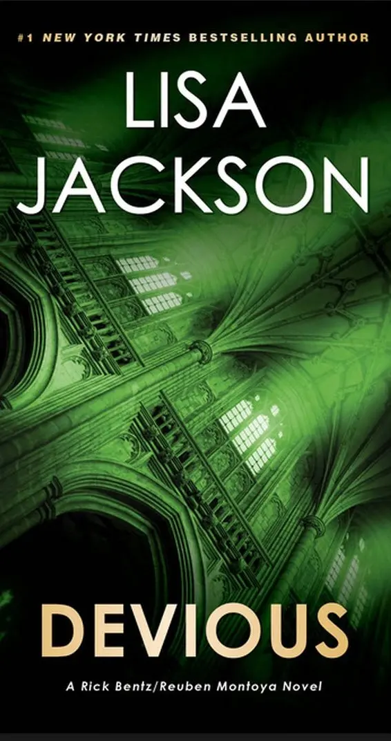 Devious - (Bentz/Montoya Novel) By Lisa Jackson (Paperback) 1
