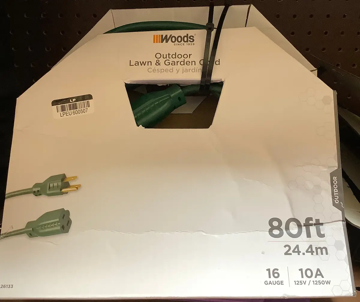 Woods 80' 16/3 Extension Cord Green 1