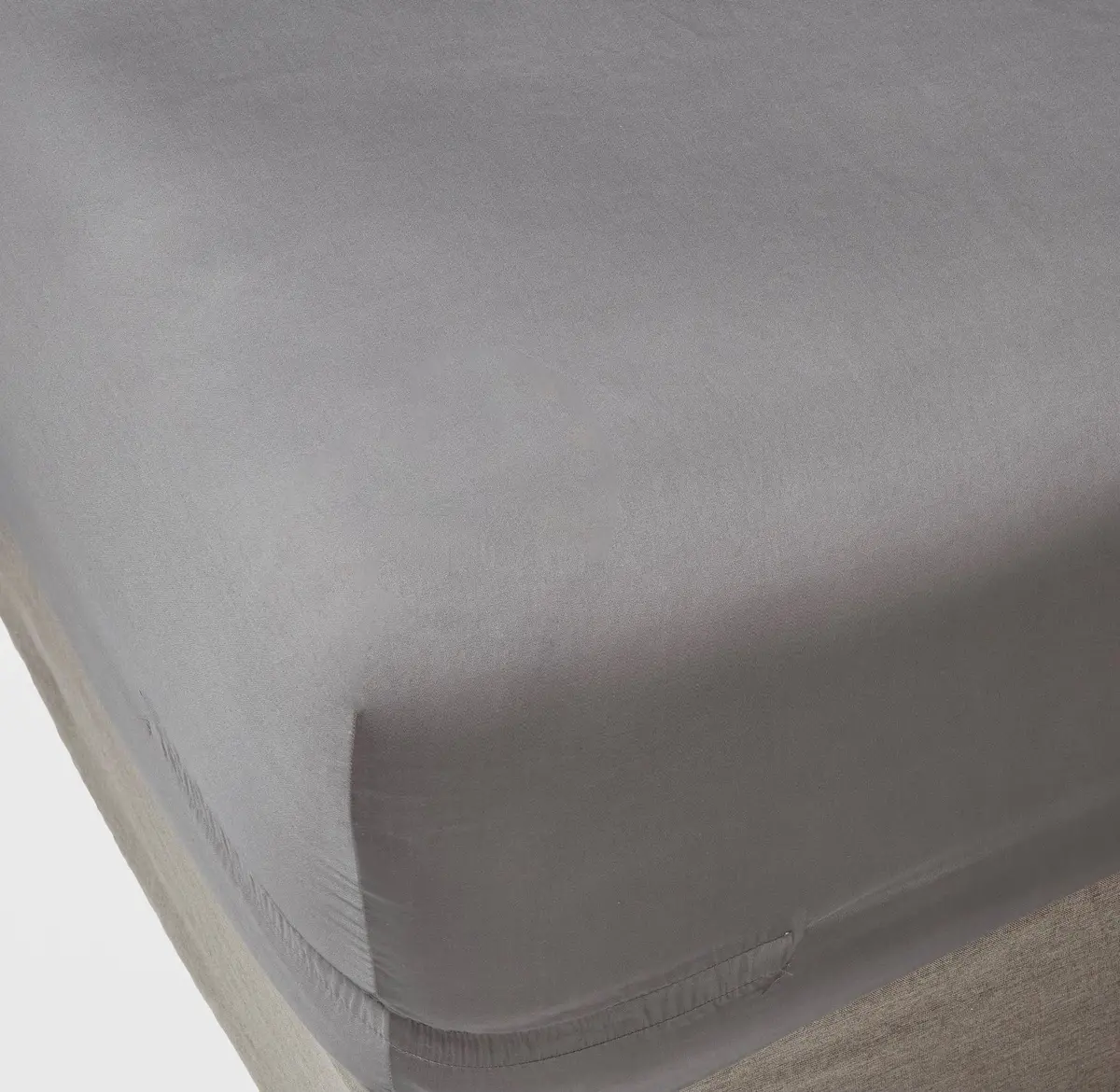 Queen Sized Ultra Soft Fitted Sheet - Light Gray 1
