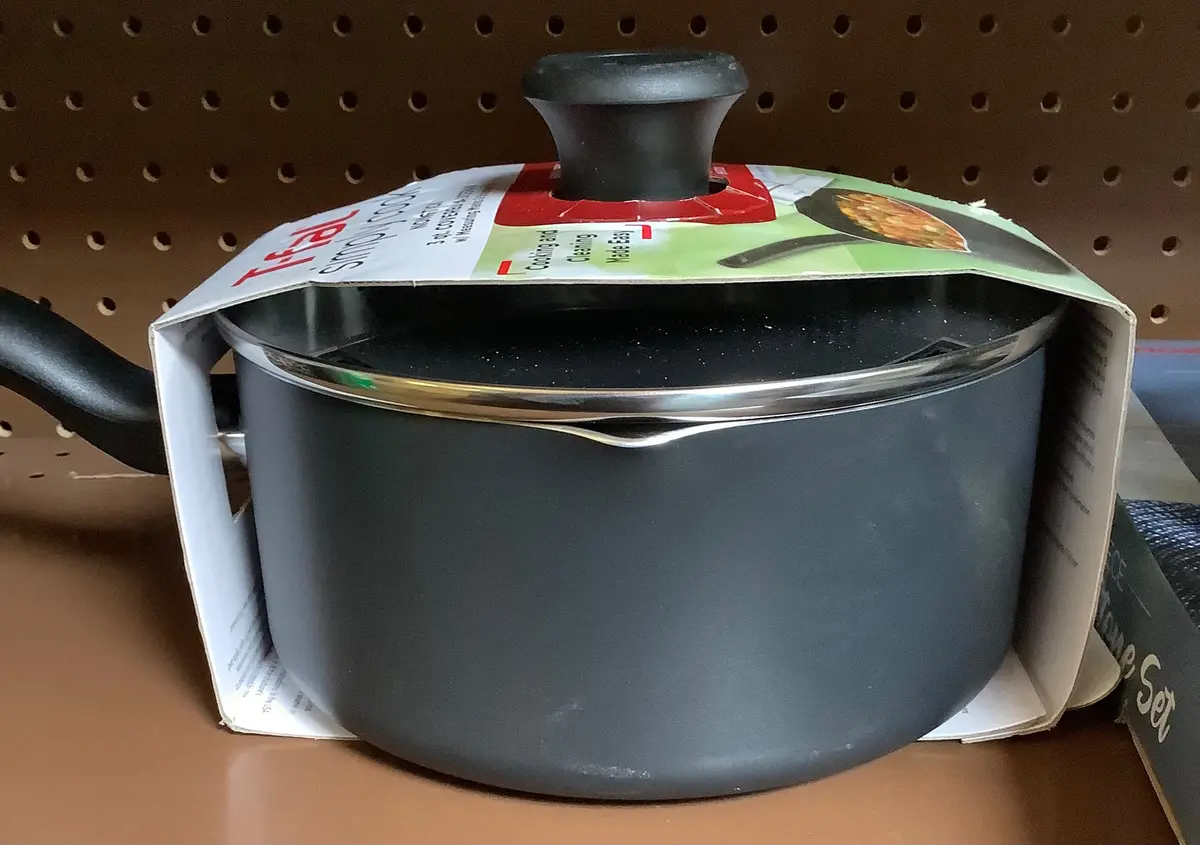 T-Fal 3Qt Saucepan With Lid, Simply Cook Nonstick Cookware Black 1