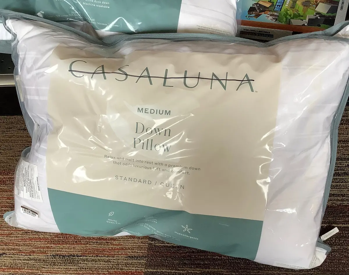 Standard/Queen Medium Down Bed Pillow 1