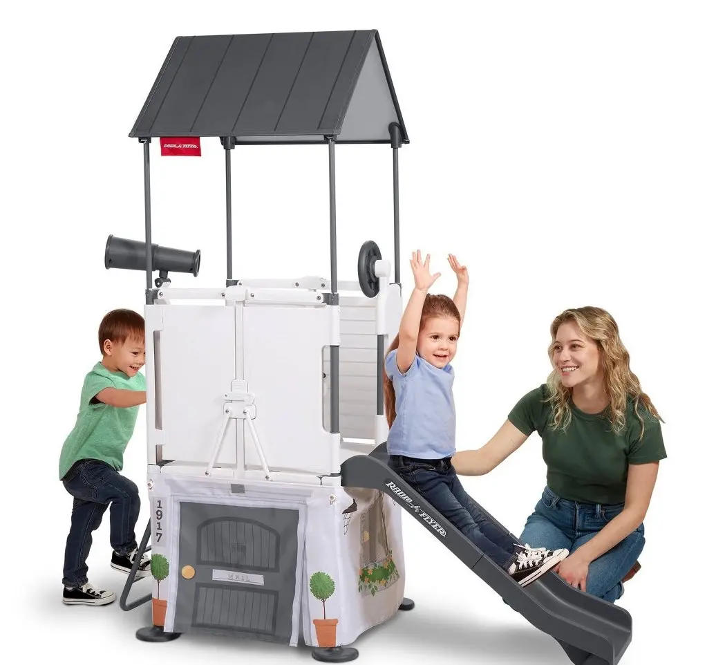 Radio Flyer Play & Fold Away Modern Farm House 1