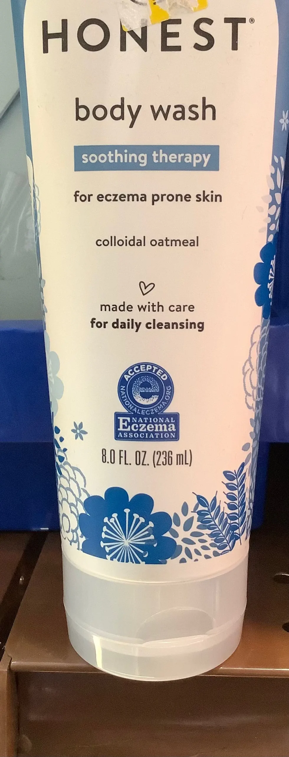 The Honest Company, Soothing Therapy Body
Wash, For Eczema Prone Skin, 8 Oz (236 Ml) 1