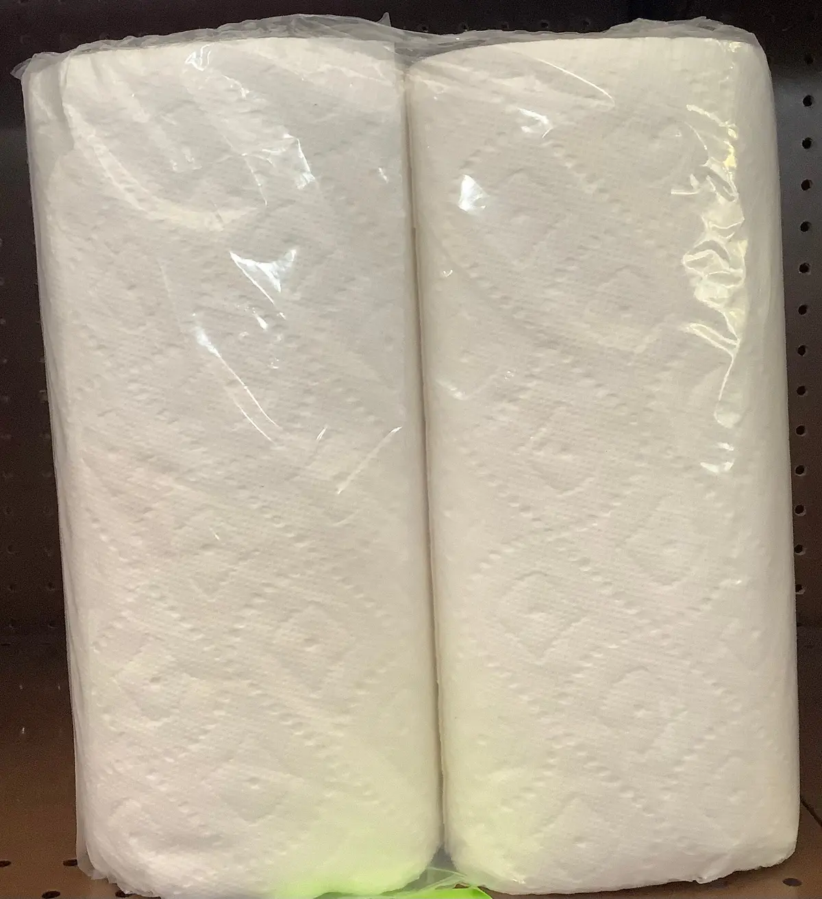 6 Count Paper Towels 1