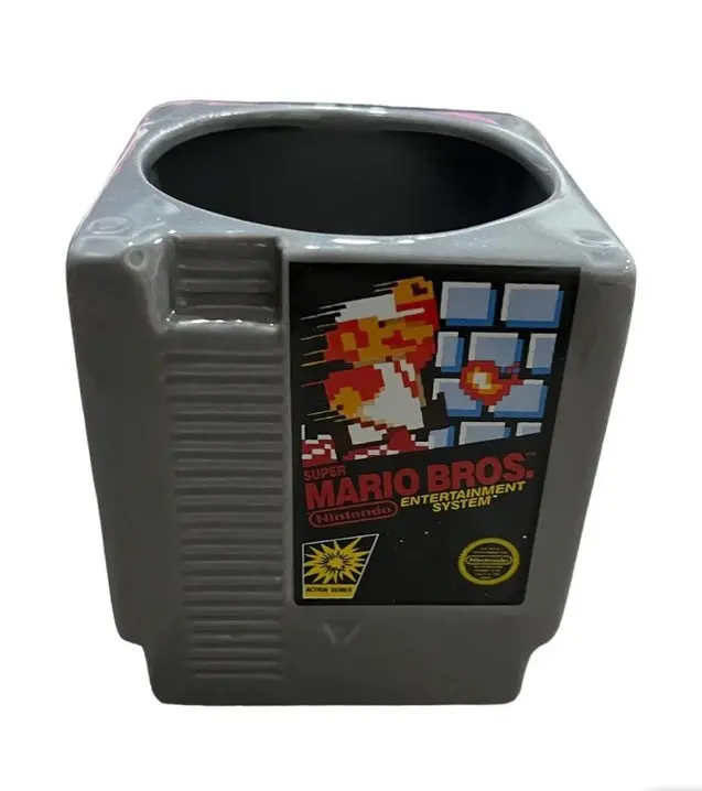 Nintendo Super Mario Bros. Game Cartridge: Pen And Plant Pot 1