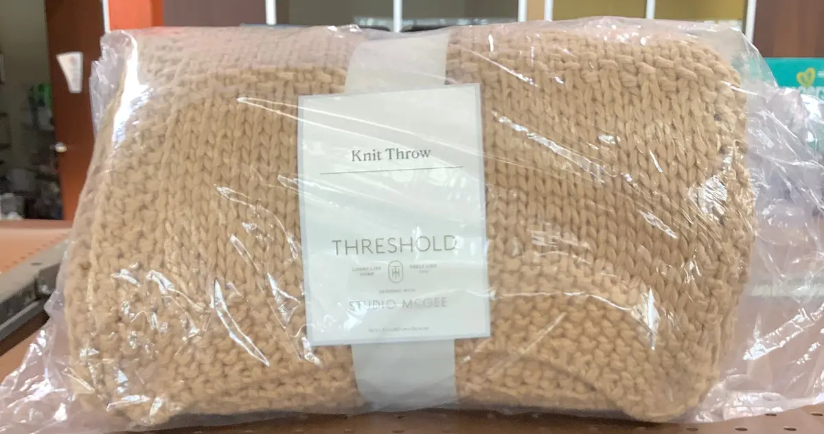 Knitted Throw Blanket Beige 1
