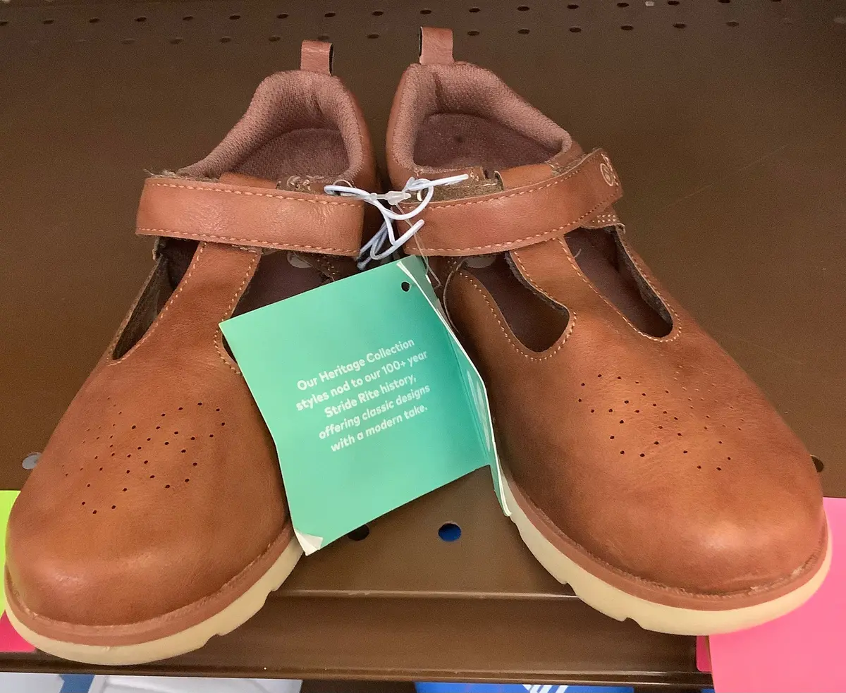 Kids Size 12 Leather Shoe 1