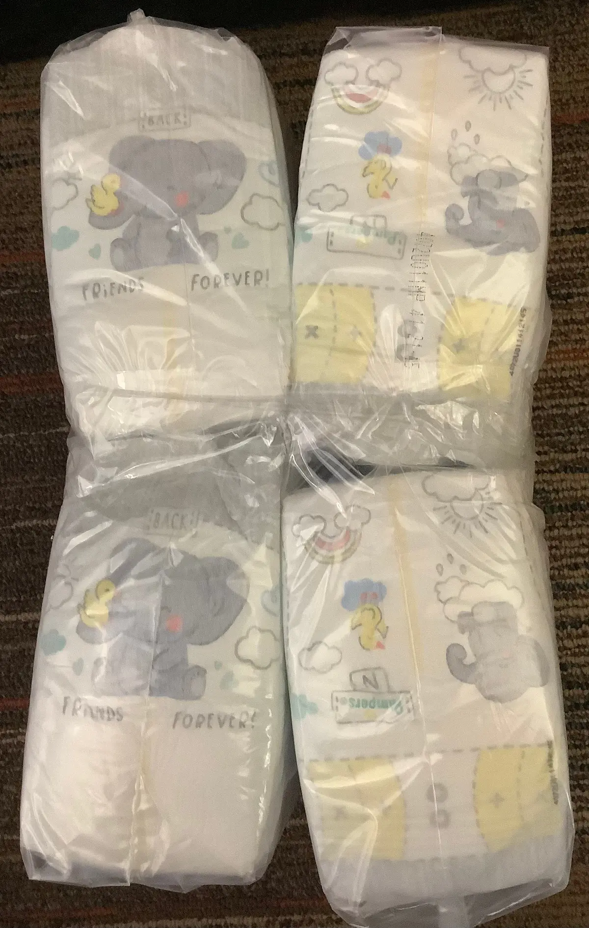 No Box!!!!! Pampers Swaddlers Active Baby Diapers Super Pack - Size 0
- 84Ct 1