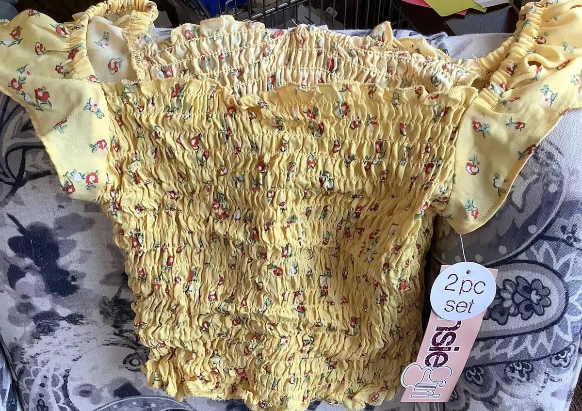 Girls 2 Piece Floral Yellow Skirt And Top 1