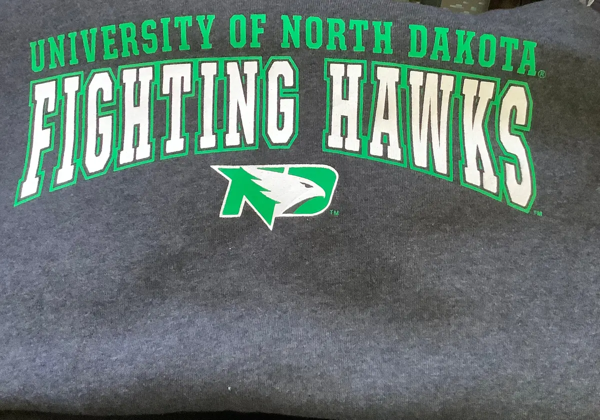 Men’S Hoodie Fighting Hawks University Of North Dakota Und - Clearance 1