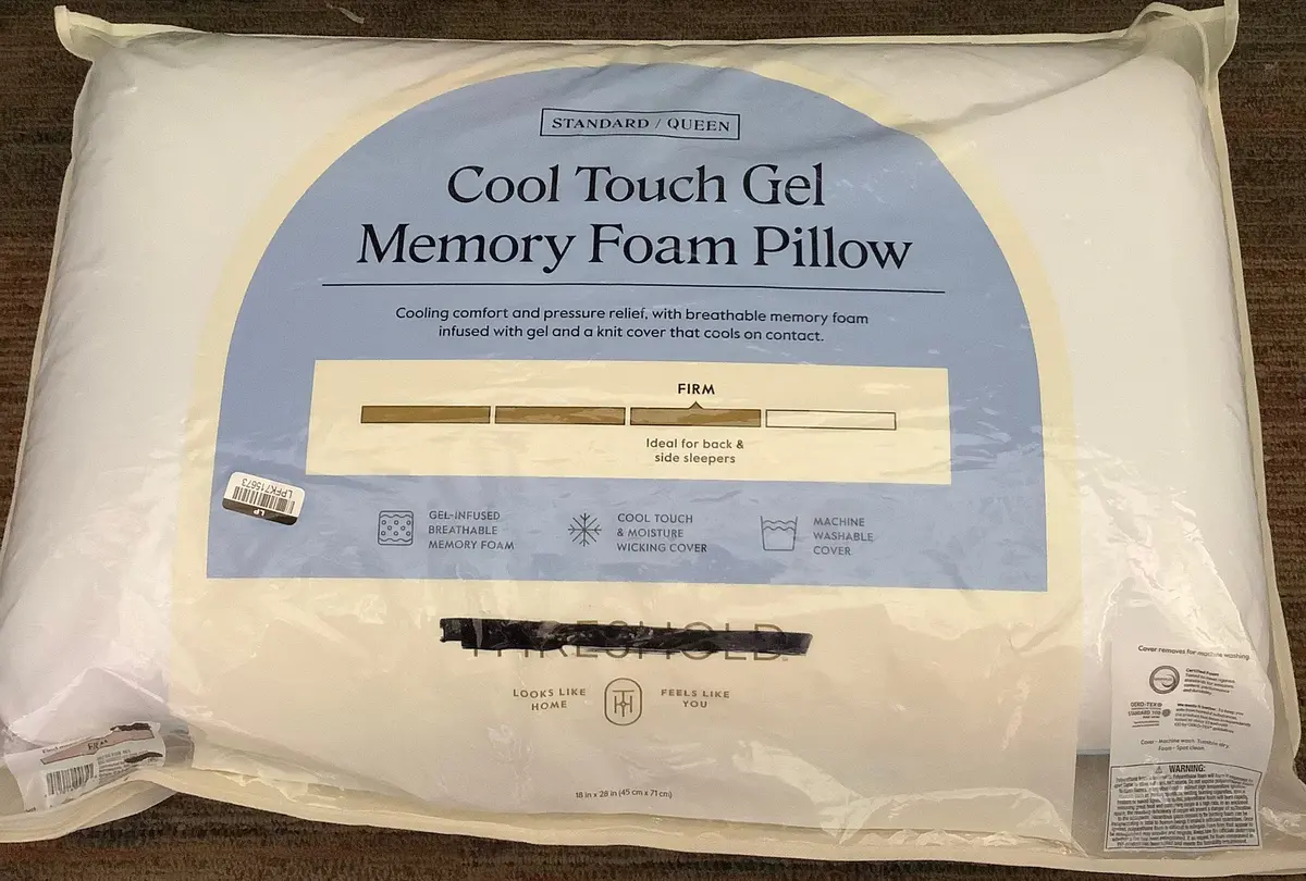 Standard/Queen Firm Cool Touch Memory Foam Bed Pillow 1