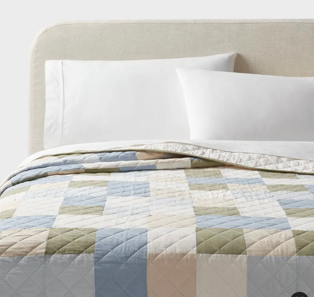 King Channel Diamond Stitch Quilt Blue/Ivory/Green 1