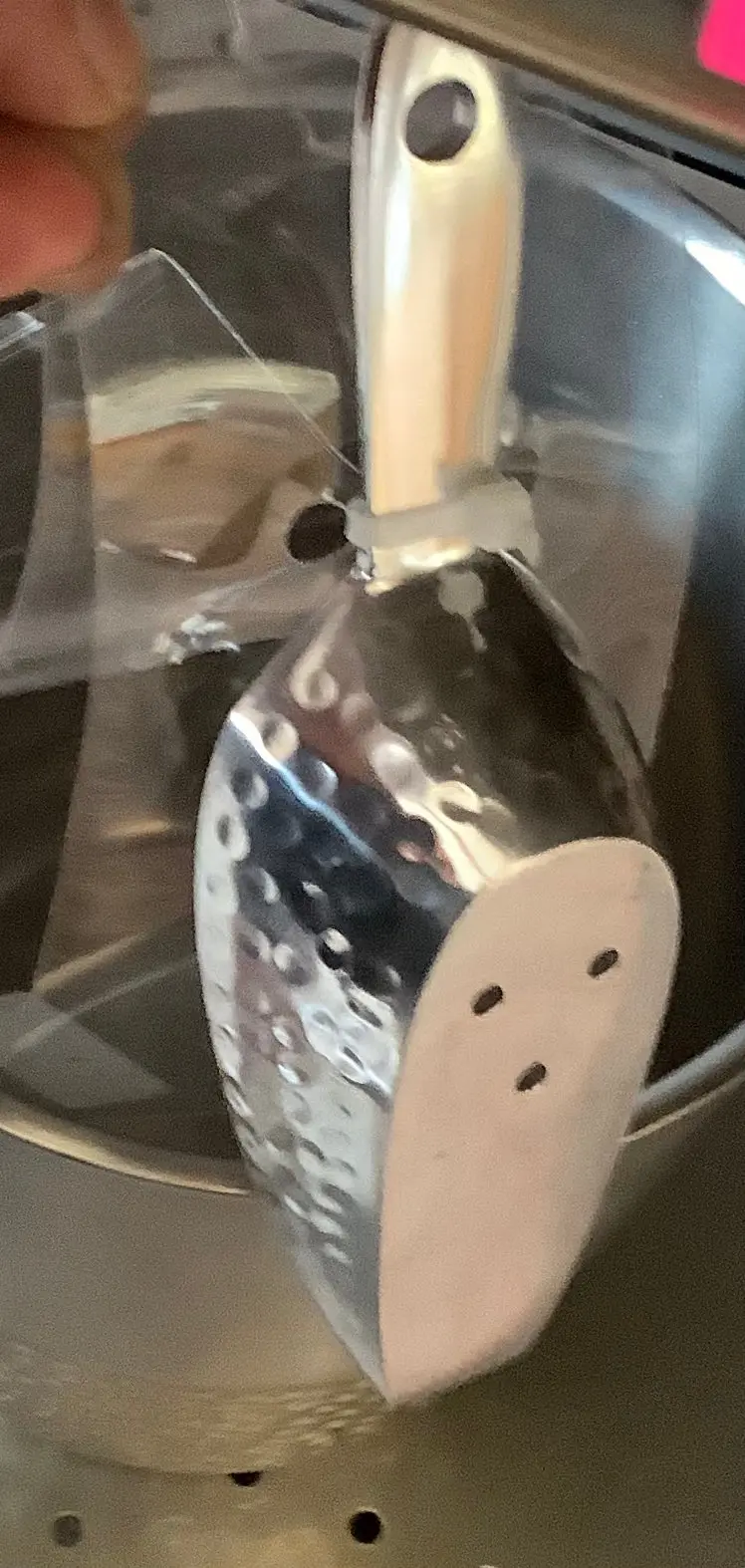 Missing Ice Scoop!!!! Hammered Metal Ice Bucket 1