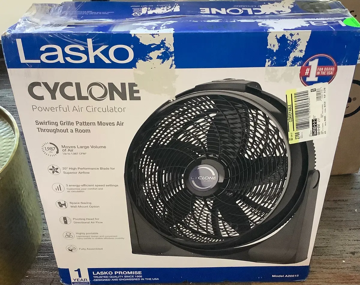 Damaged Box!!! Lasko Floor Cyclone Fan Without Remote 1