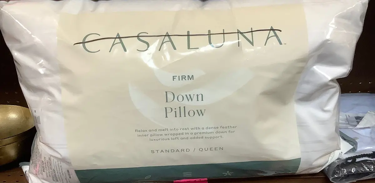 Standard/Queen Firm Down Bed Pillow 1