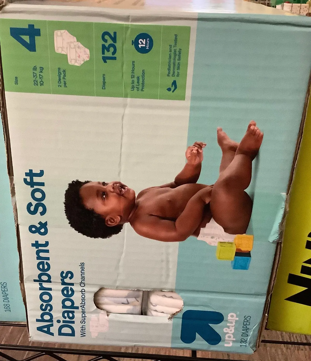 Disposable Diapers Giant Pack - Size 4 - 132Ct 1