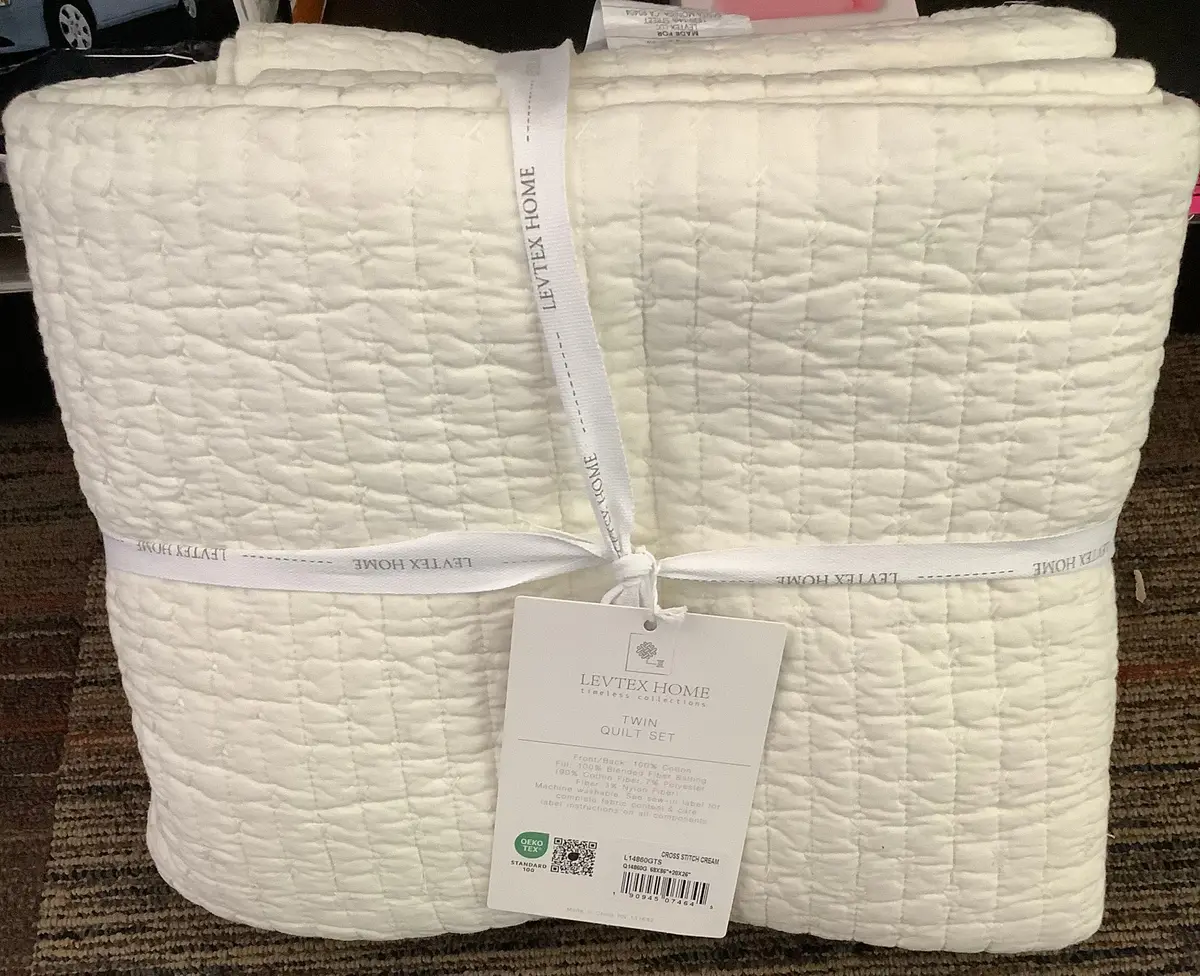 The Industrial Shop 2Pc Twin Solid Quilt And Sham Bedding
Set Cream 1