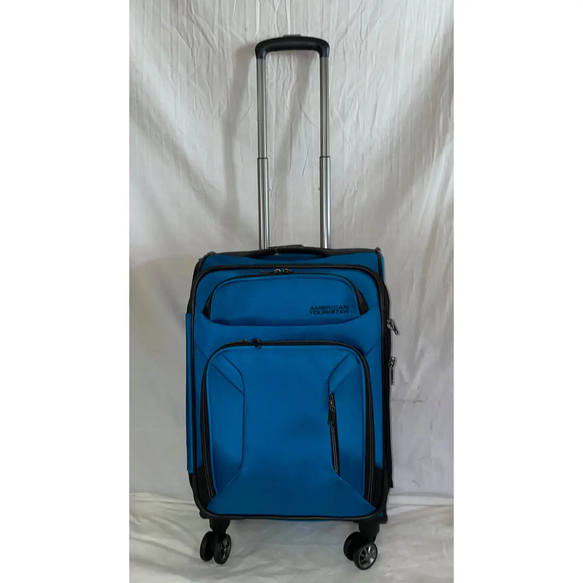 American Tourister Zoom 21" Spinner Final Sale 1