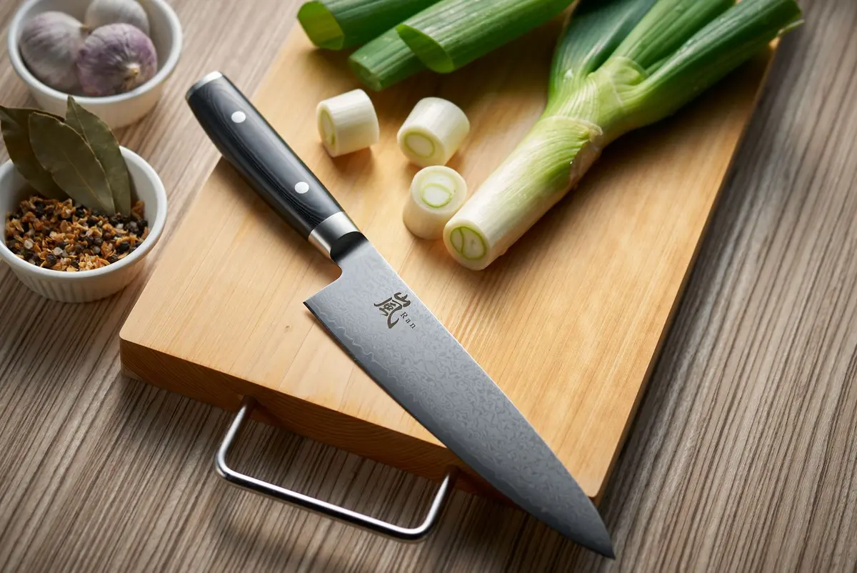 Yaxell Koksmes Ran 24 Cm - 69 Laags Roestvrij Damast Staal - Canvas Micarta Heft 2