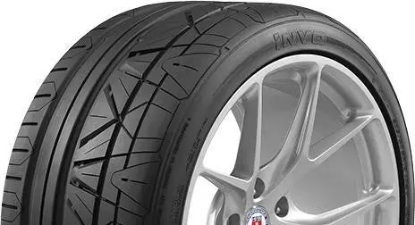 Nitto Invo 245/30R20 1